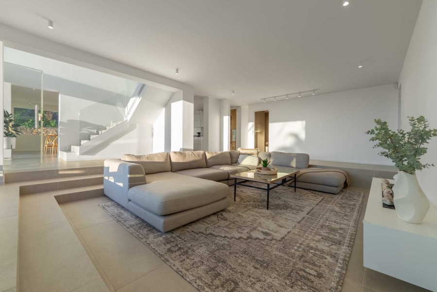 5 Bedroom Property for Sale in Camps Bay Western Cape